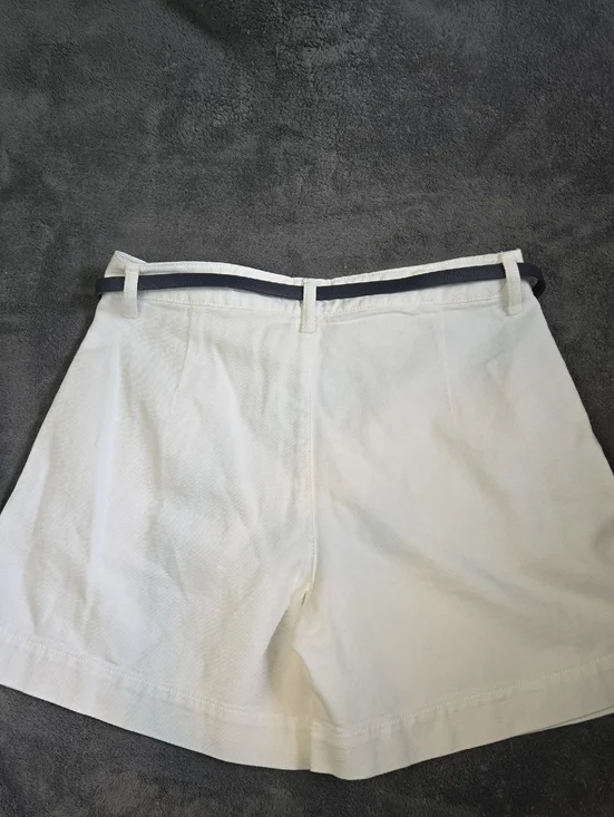 Nwt Zara White Pleated High-Waist Shorts with Navy Chain Belt Sz 38 - Picture 8 of 10